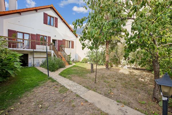 Maison Nanterre 6 pièce(s) 141 m2