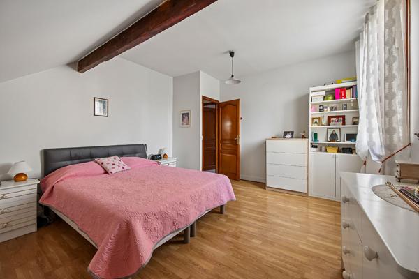 Maison Nanterre 6 pièce(s) 141 m2