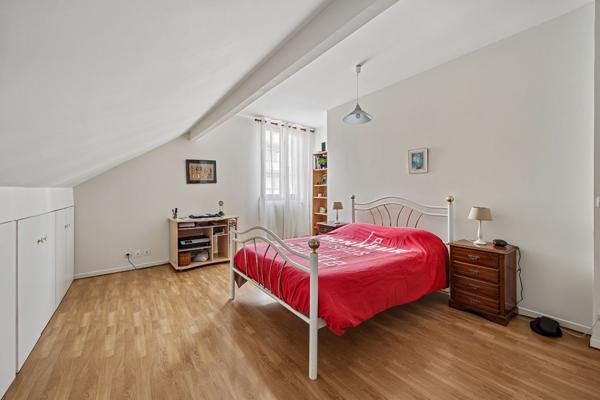 Maison Nanterre 6 pièce(s) 141 m2