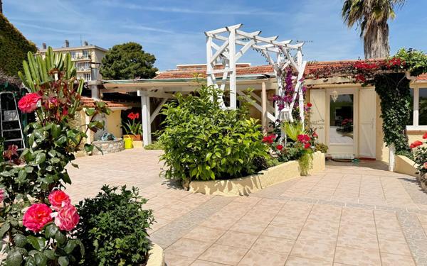Maison à vendre    4 pièces • 73 m2 Cannes