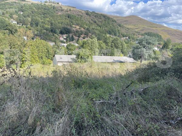 Terrain Non constructible  de 2700 m2 sur la commune d'Aubin !