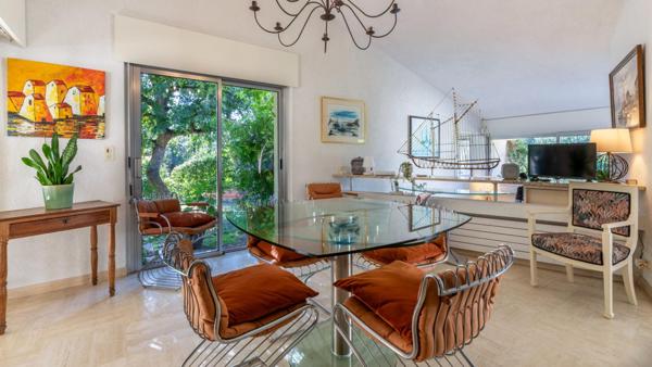 Très belle maison d'architecte sur plus de 3000 m² de terrain