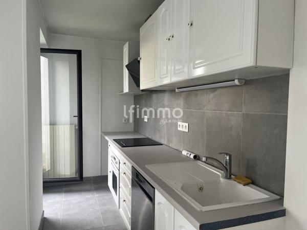 2 pieces avec terrasse au dernier étage