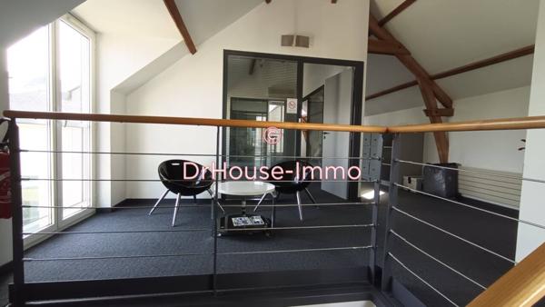 Bureau à vendre 10 pièces de 230 m²