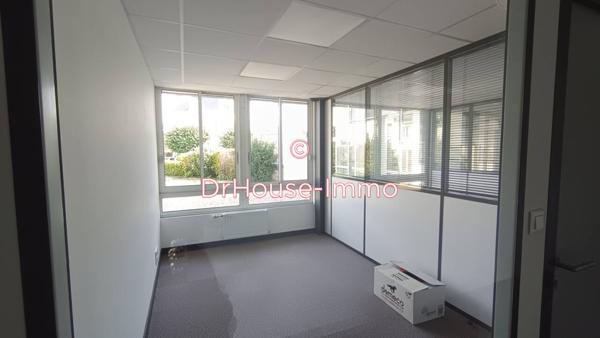 Bureau à vendre 10 pièces de 230 m²