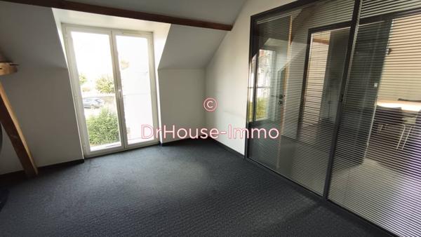 Bureau à vendre 10 pièces de 230 m²