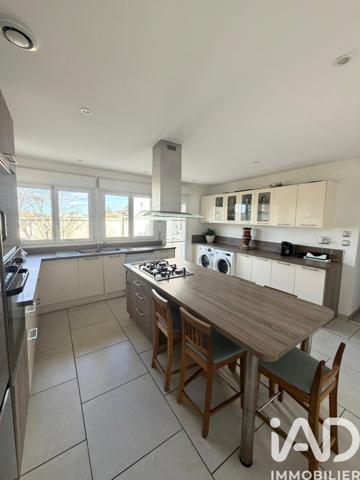 Maison à vendre 6 pièces 142 m² Bourges