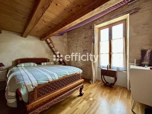 Maison 10 pièces - 232 m² Exclusivité efficity