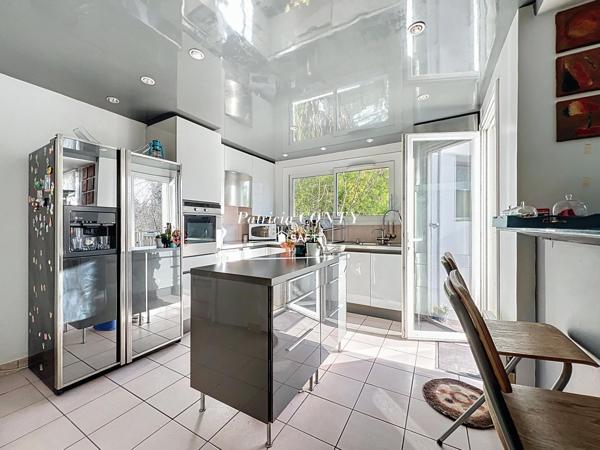 Maison d'architecte familiale Quartier Halage