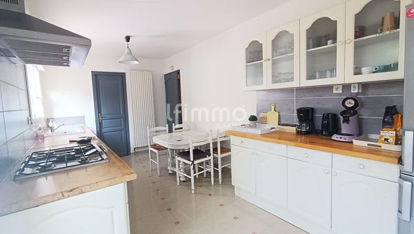 Enssemble immobilier sur 2000 m² !