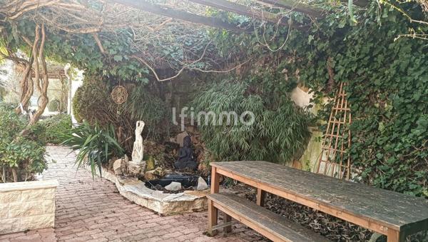 Enssemble immobilier sur 2000 m² !