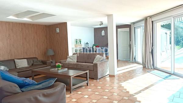 Enssemble immobilier sur 2000 m² !