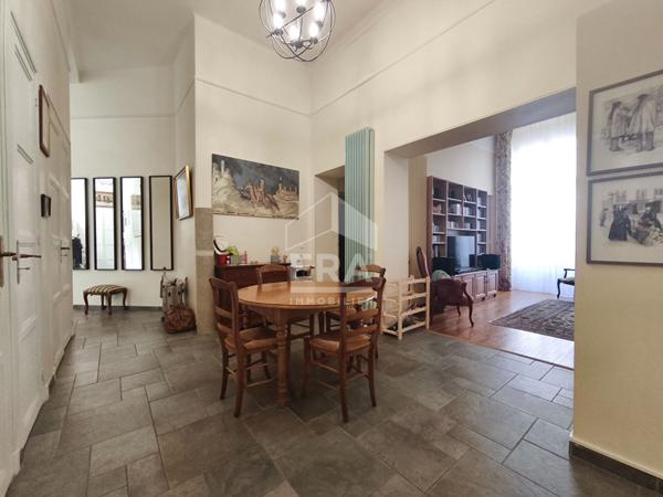 Appartement 4 pièces A VENDRE INTRA-MUROS
