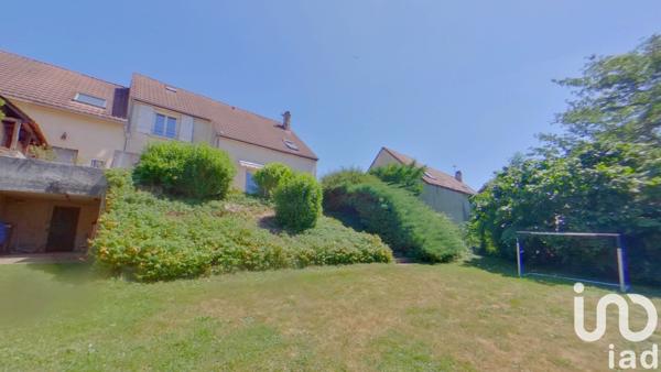 Maison à vendre 7 pièces 148 m² Saint-Pierre-du-Perray