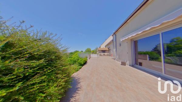 Maison à vendre 7 pièces 148 m² Saint-Pierre-du-Perray