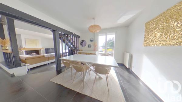 Maison à vendre 7 pièces 148 m² Saint-Pierre-du-Perray