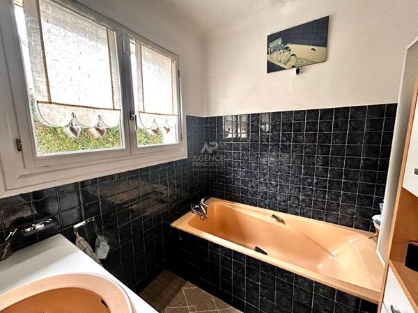 Maison Triel Sur Seine 6 pièce(s) 145 m2 €499 000 ** - Référence 1061