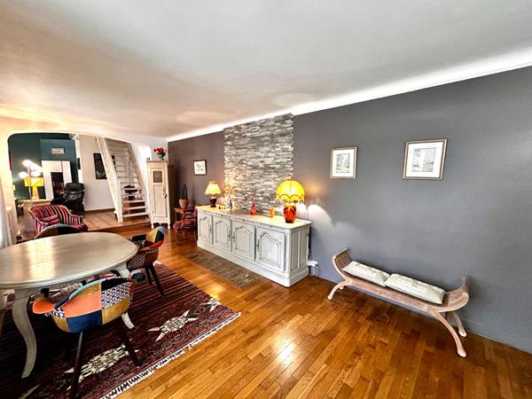 Maison Triel Sur Seine 6 pièce(s) 145 m2 €499 000 ** - Référence 1061