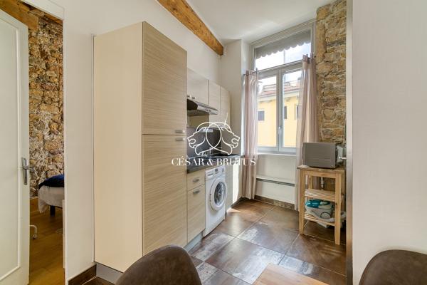 T2 de 31 m² avec cachet & vue panoramique – Lyon 1er Opéra