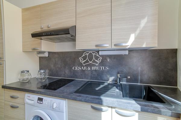 T2 de 31 m² avec cachet & vue panoramique – Lyon 1er Opéra