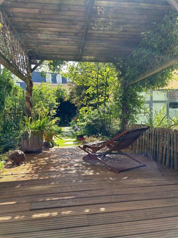 Appartement Pontoise 2 pièces avec terrasse, Box et parking