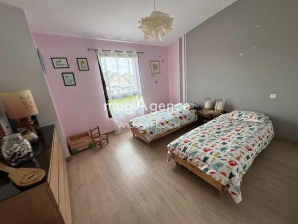 Maison à PLOUGONVELIN, 29217 - 6 pièces 140m²