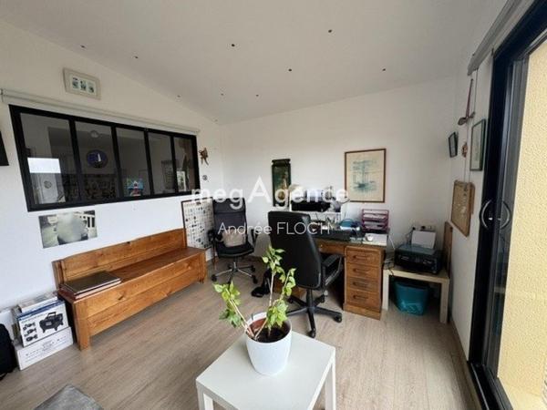 Maison à PLOUGONVELIN, 29217 - 6 pièces 140m²