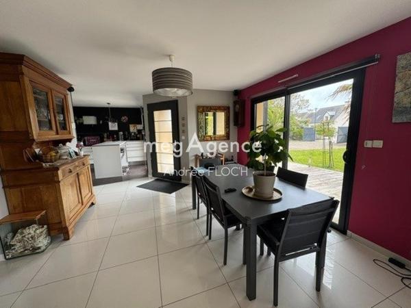 Maison à PLOUGONVELIN, 29217 - 6 pièces 140m²