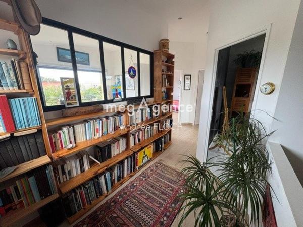 Maison à PLOUGONVELIN, 29217 - 6 pièces 140m²
