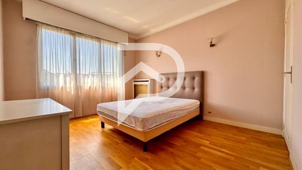 Maison 6 pièces 203 m2