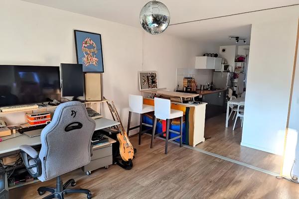 A VENDRE NANTES ZOLA appartement 2 chambres avec terrasse et stationnement