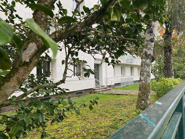 A VENDRE NANTES ZOLA appartement 2 chambres avec terrasse et stationnement