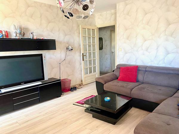 Appartement Courbevoie 4 pièce(s) 73 m2