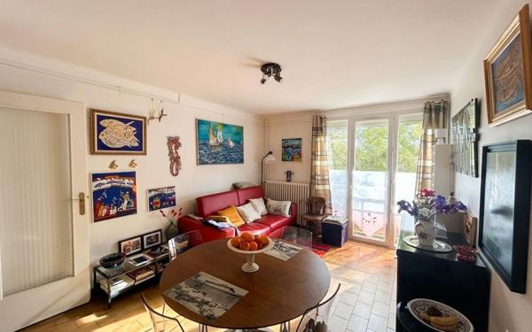 Appartement à vendre    3 pièces • 53 m2 Sète