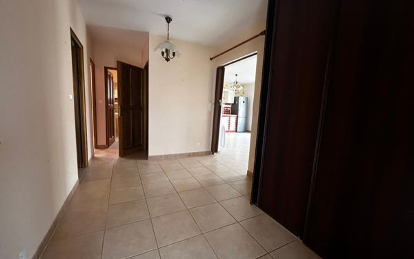 Maison à louer    3 pièces •  Puimoisson