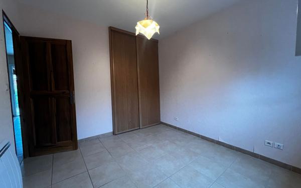 Maison à louer    3 pièces •  Puimoisson