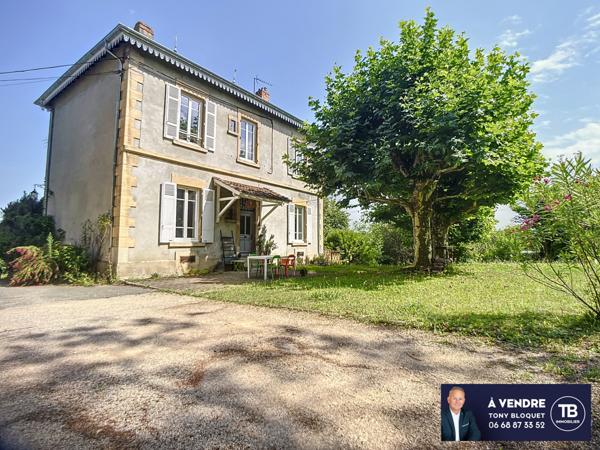 Bourgoin-Jallieu (38300) MAUBEC - MAISON DE CARACTERE + APPARTEMENT ET DEPENDANCES