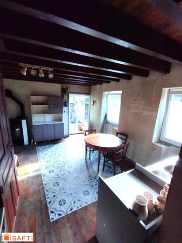 Maison d'habitation sur terrain attenant