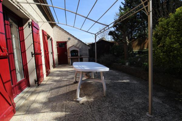 Maison familiale au calme avec grand jardin