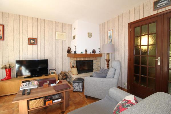 Maison familiale au calme avec grand jardin