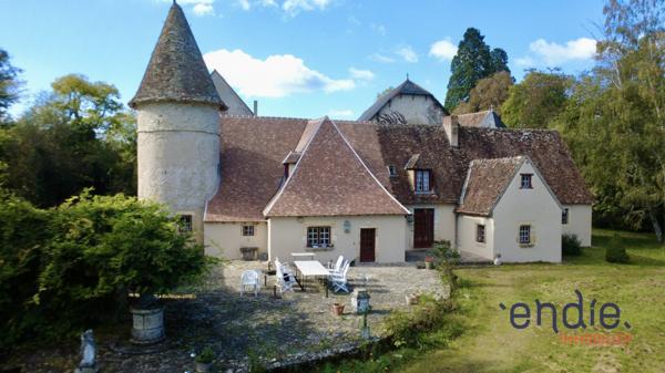 CHATEAU DE 1301     LE VEURDRE ALLIER
