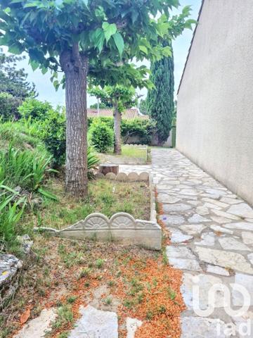 House for sale 4 rooms 82 m² Lézignan-Corbières