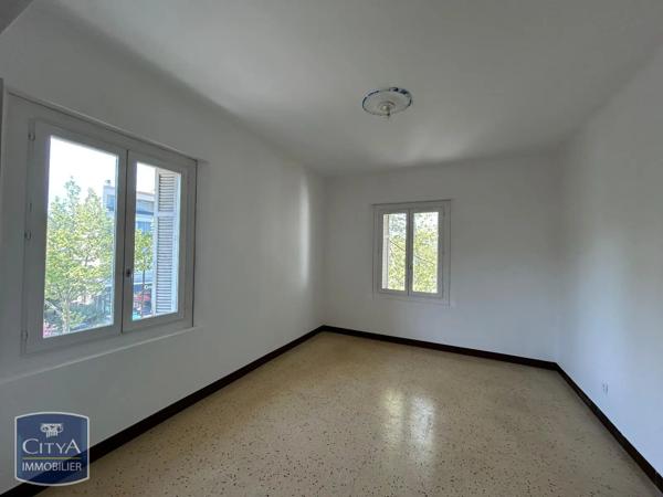 Appartement à louer 4 pièces 87.34m² Fréjus (83600)