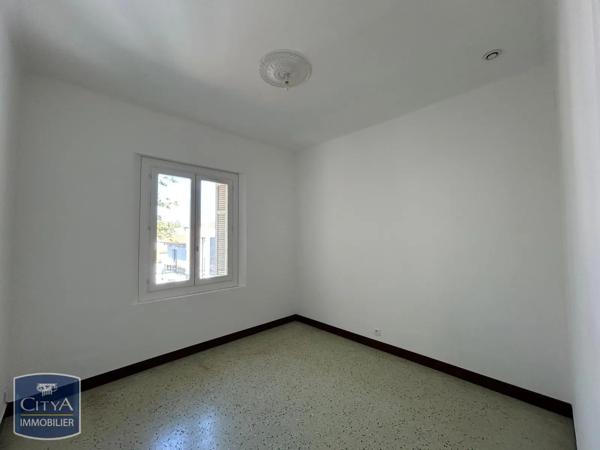 Appartement à louer 4 pièces 87.34m² Fréjus (83600)