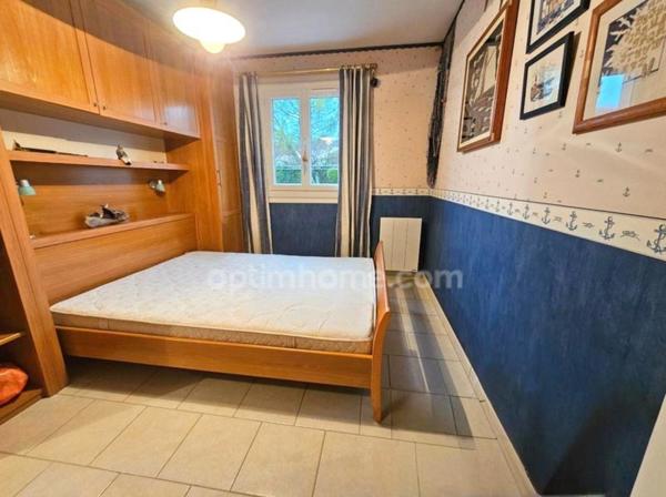 Maison à vendre de plain-pied : 3 chambres, bureau et garage de 45 m² 5 pièces