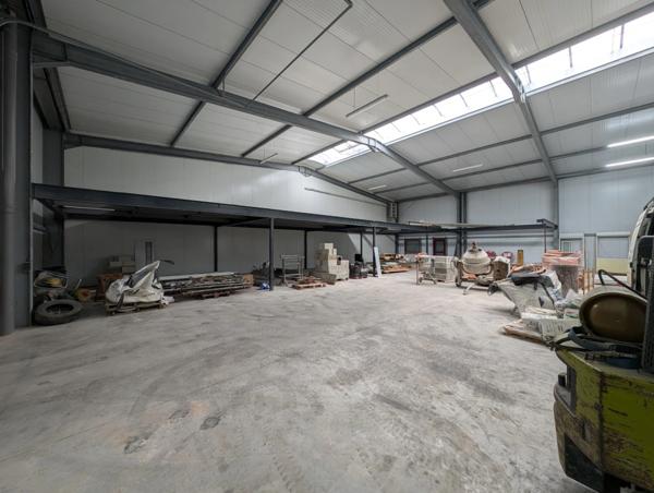 Dpt Pas de Calais (62), à louer proche de SAINT OMER Entrepot