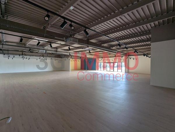 Location / Local Commercial à Chauray (79180)