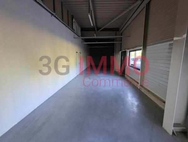 Location / Local Commercial à Chauray (79180)