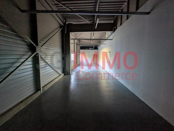 Location / Local Commercial à Chauray (79180)