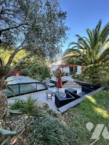 Uniquement dans votre étude - ARRADON BOURG - Maison 5 pièces avec piscine sur terrain de 762m²